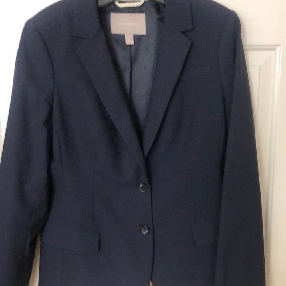 Banana Republic navy blazer